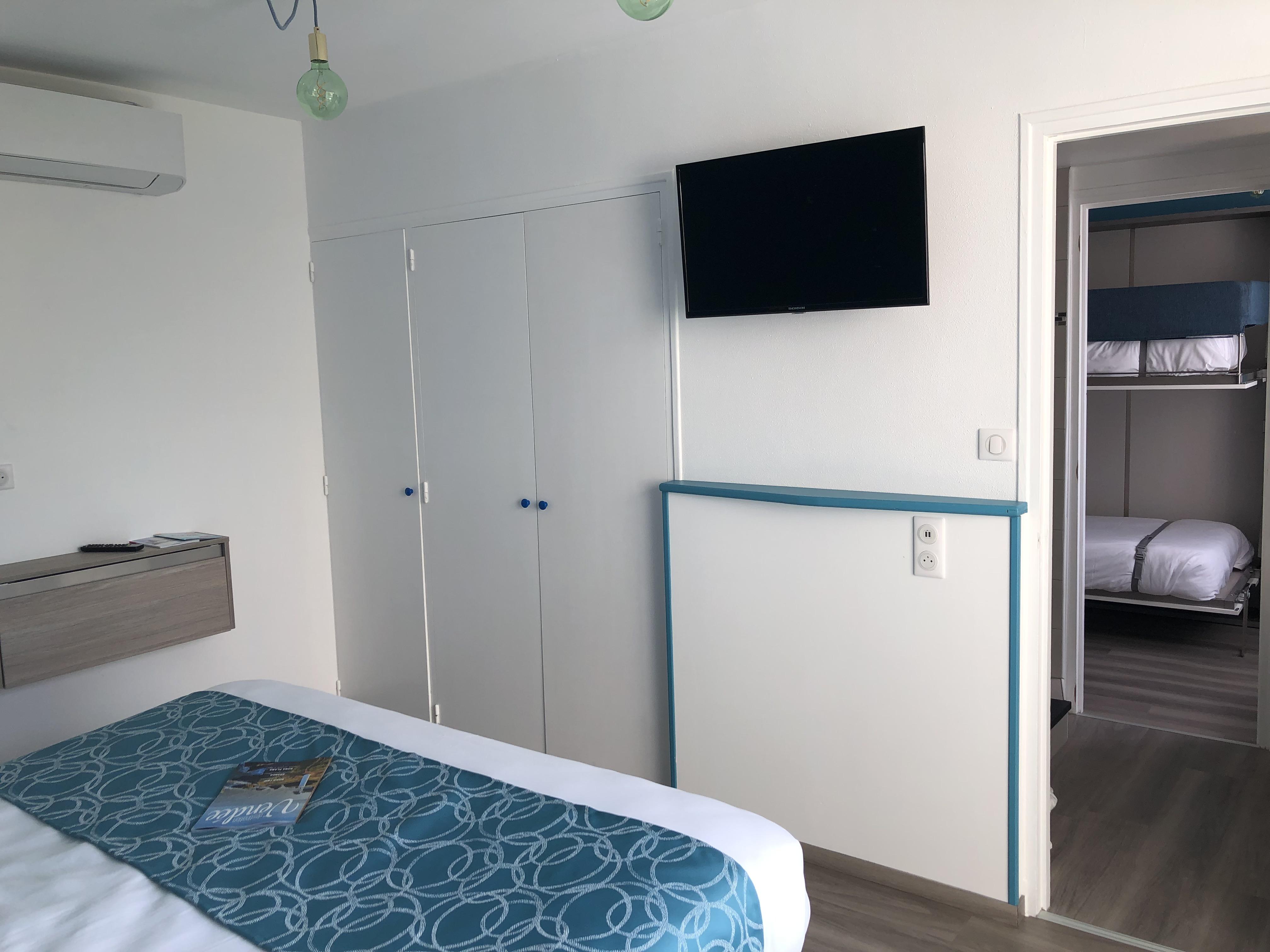 Hotel La Cote Oceane- 250 M Plage サン・ジャン·ド・モン エクステリア 写真